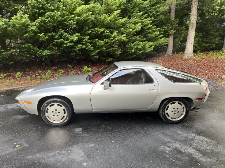 Photo for 1983 Porsche 928 S